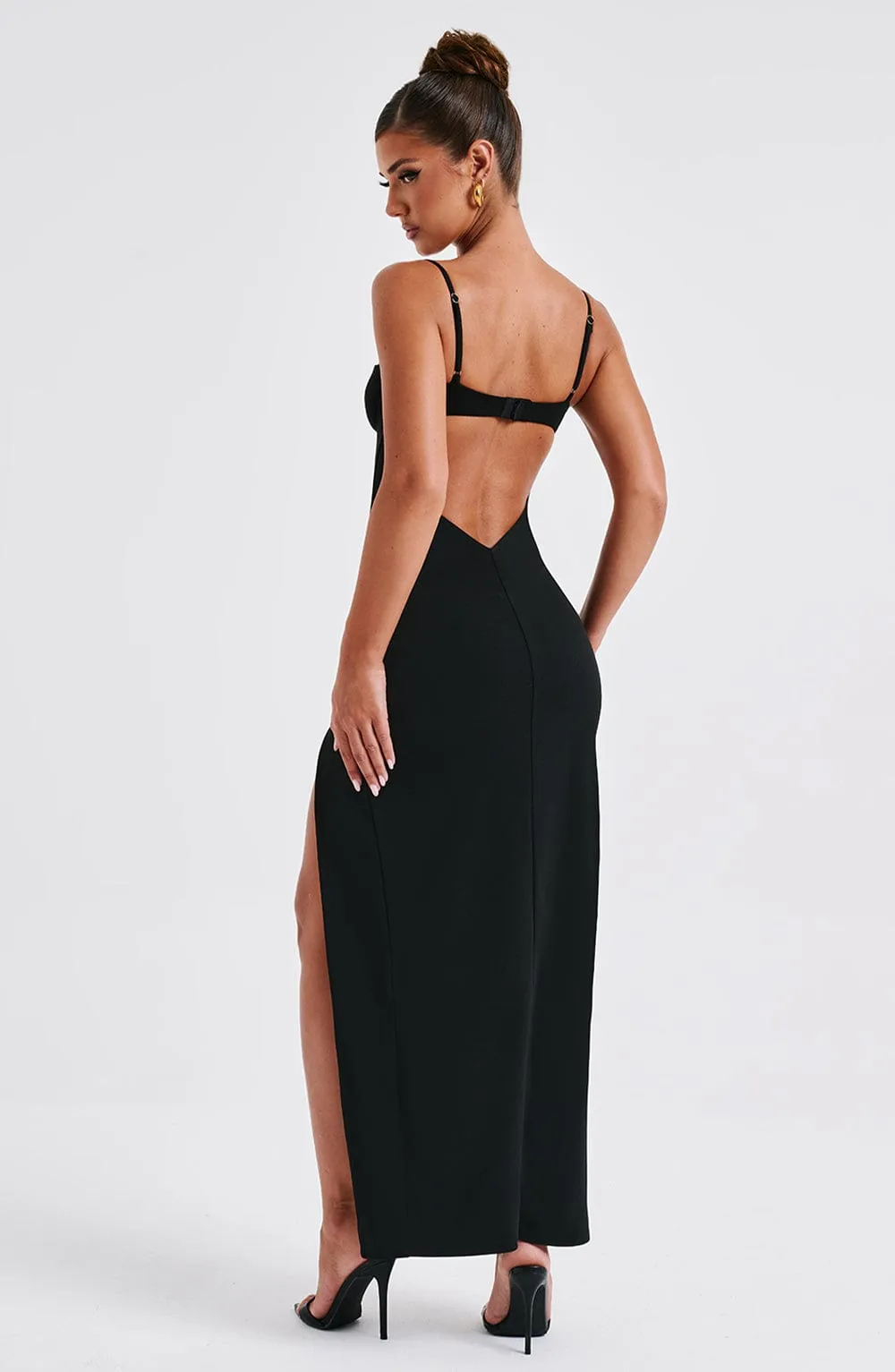 Asteria Maxi Graceful Dress - Black