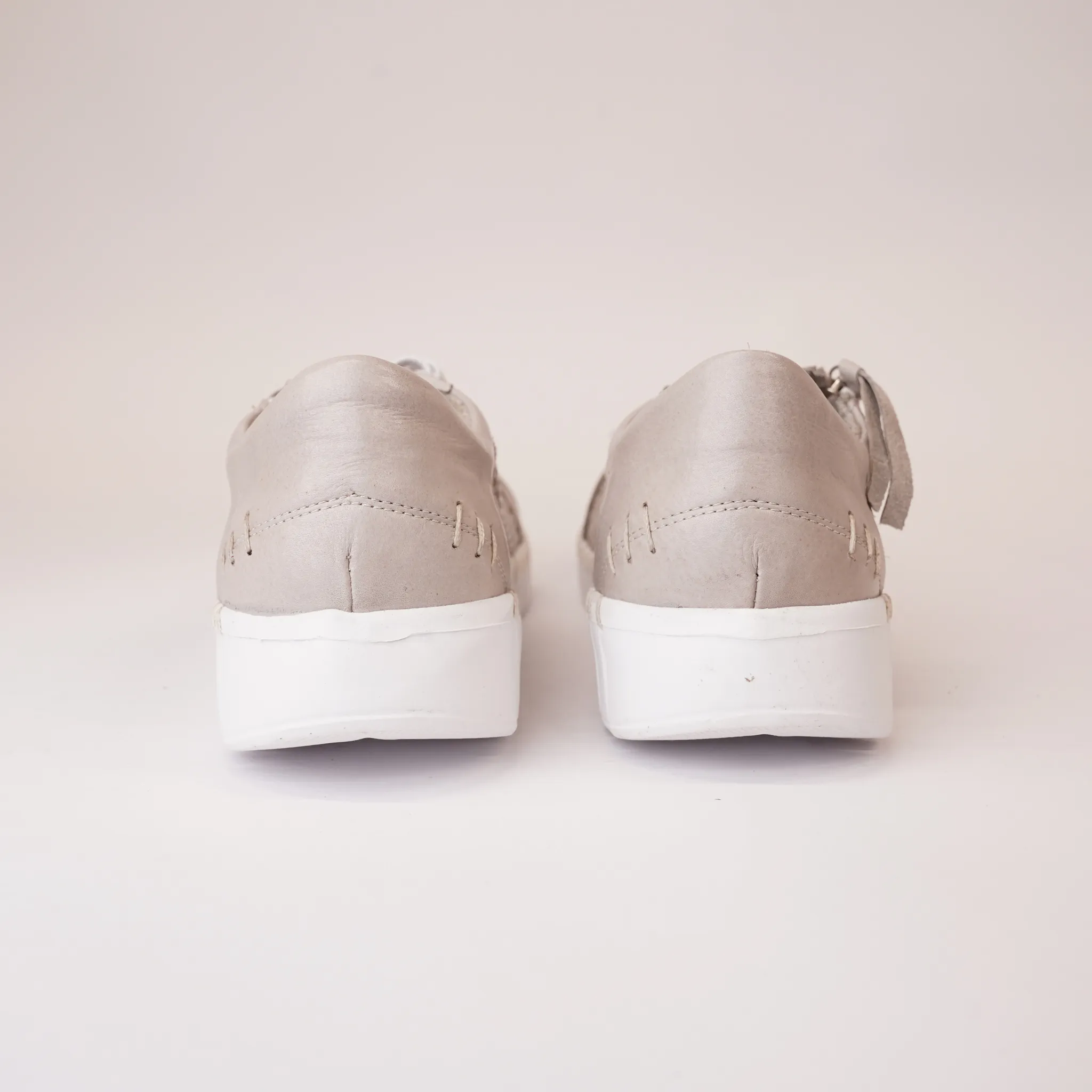 Billy Silver Grey Leather Sneakers