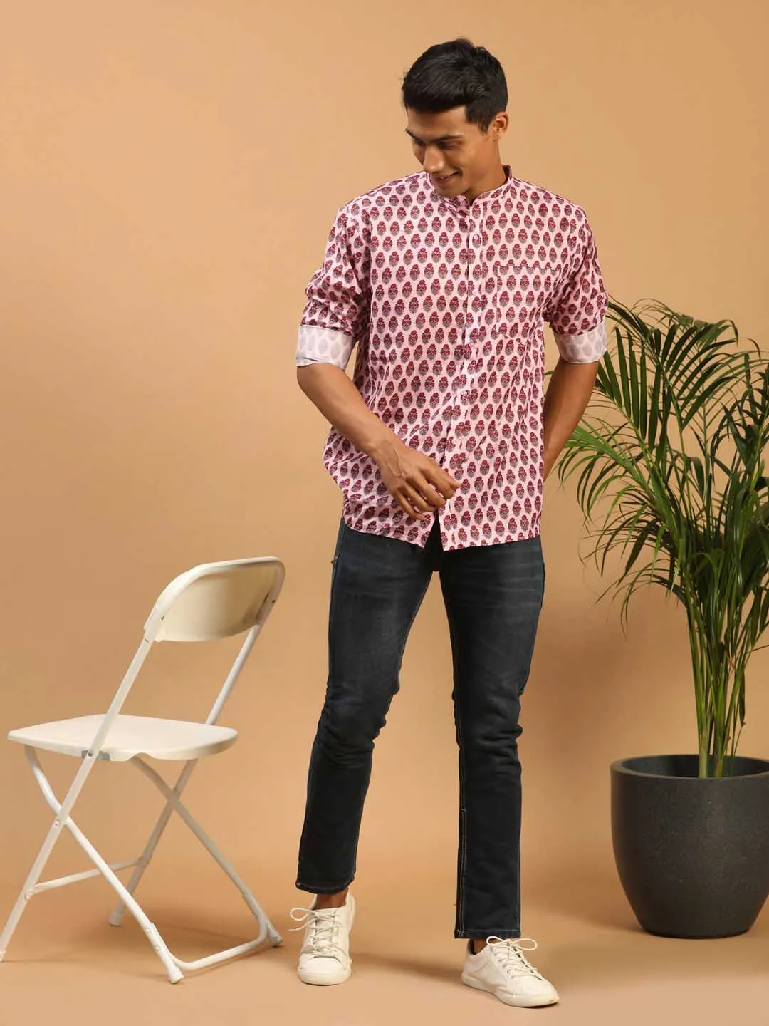 Jashvi Men's Pink Cotton Blend Printed Shirt