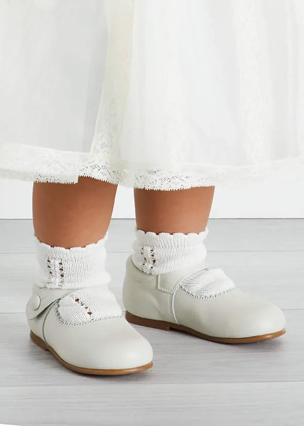 Mary Jane Baby Shoes in Ivory