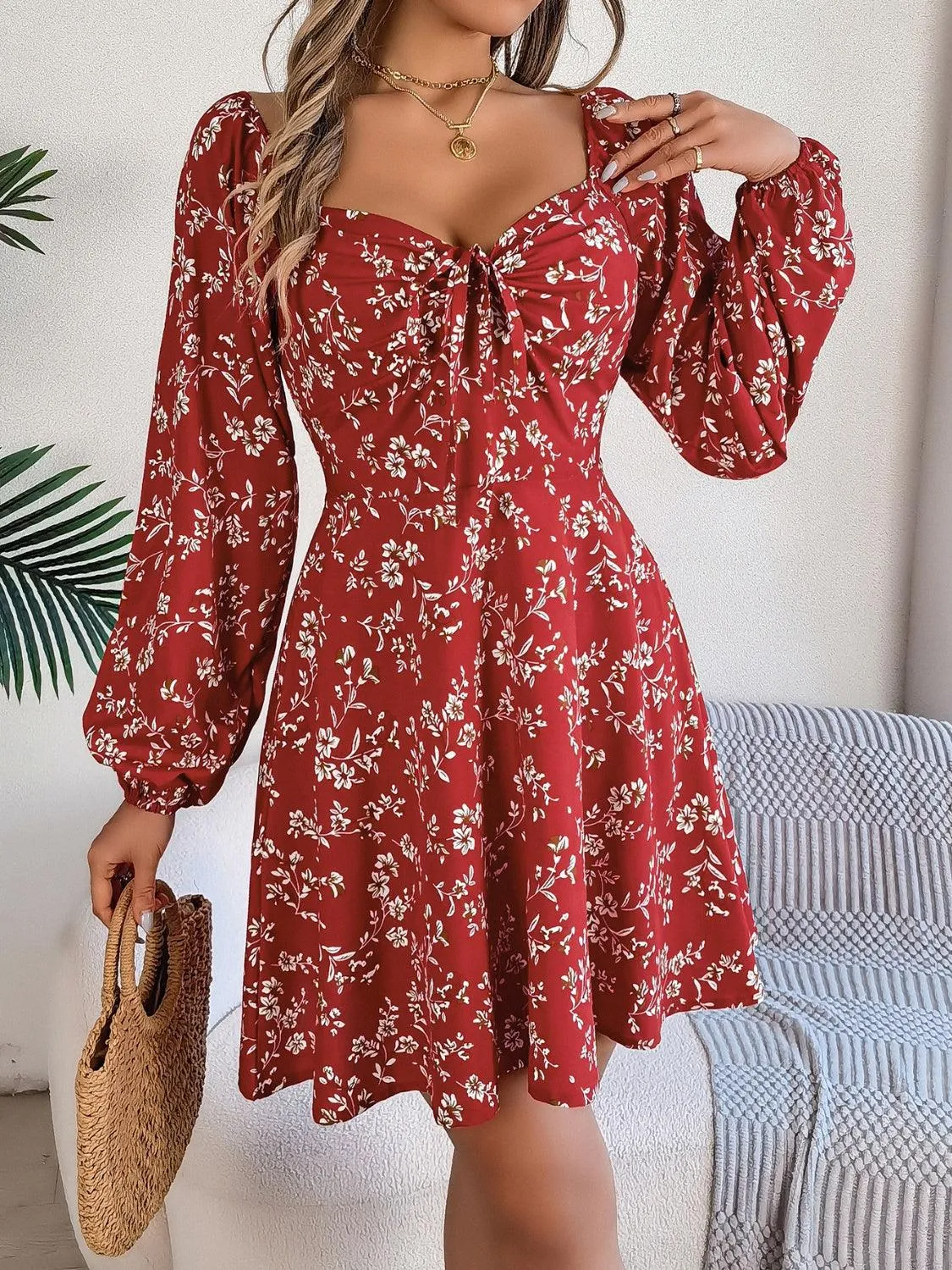 Printed Sweetheart Neck Balloon Sleeve