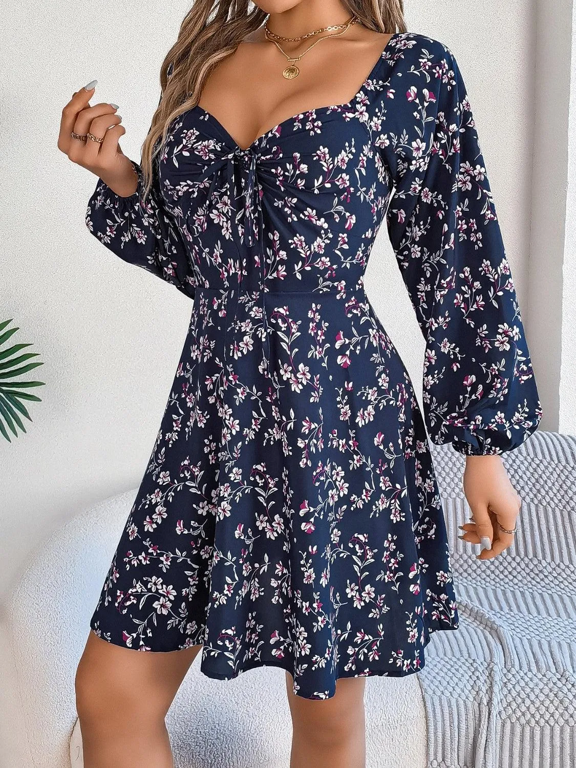 Printed Sweetheart Neck Balloon Sleeve