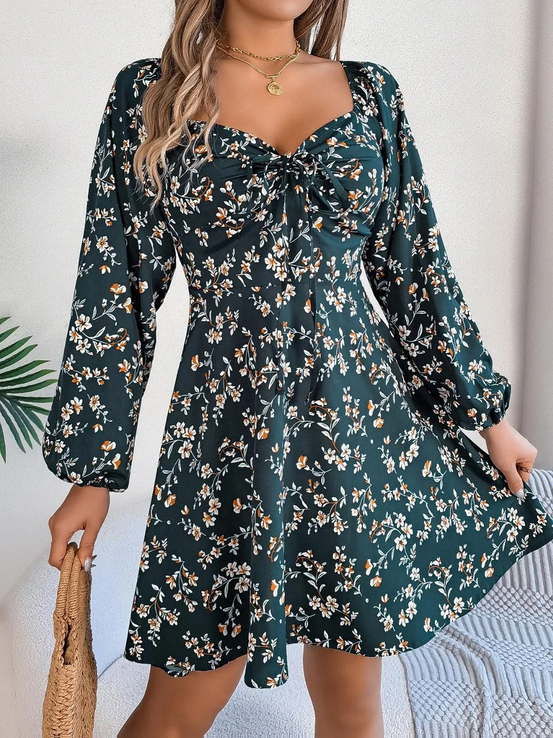 Printed Sweetheart Neck Balloon Sleeve