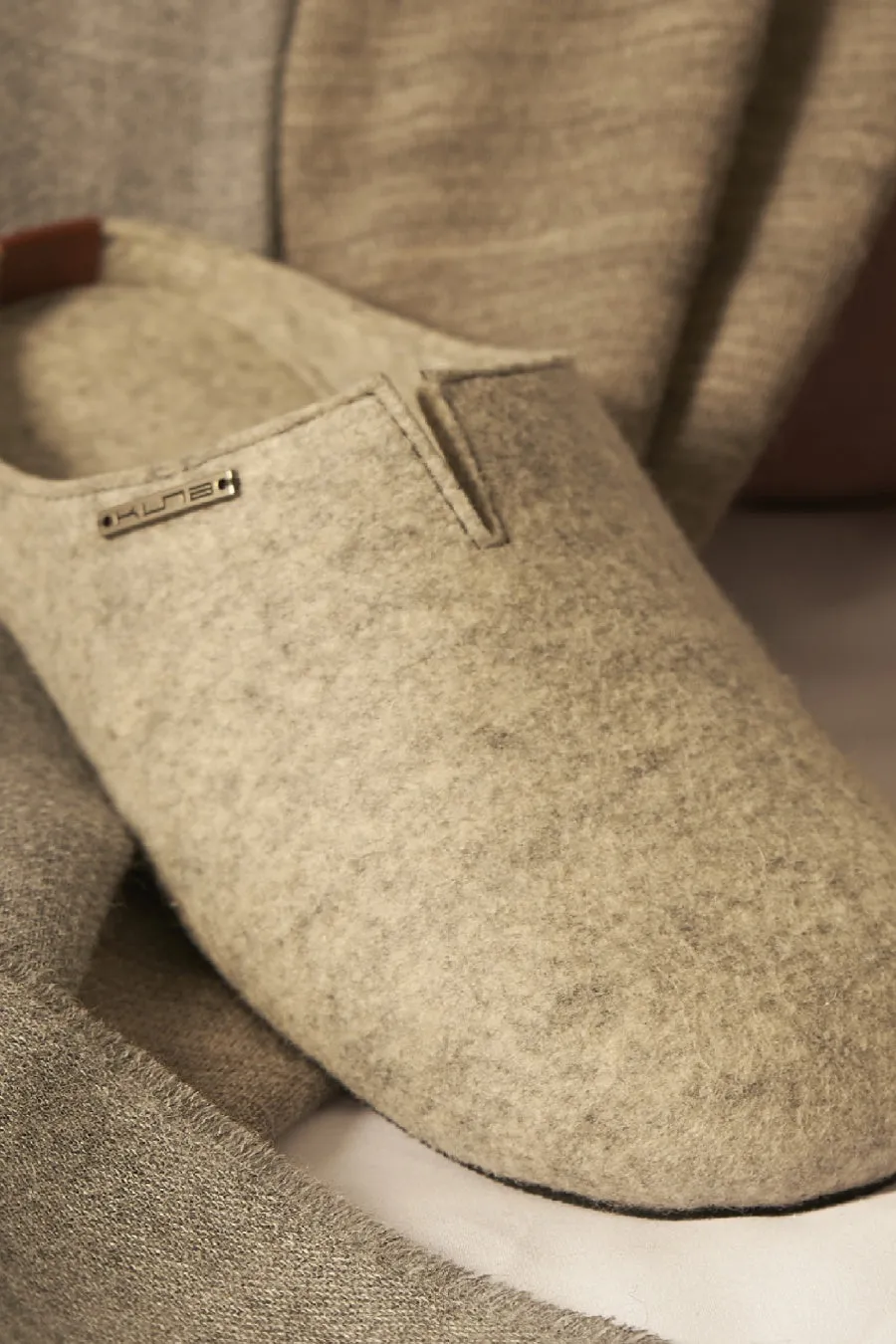 Rennen Slippers Alpaca & Wool Color Grey