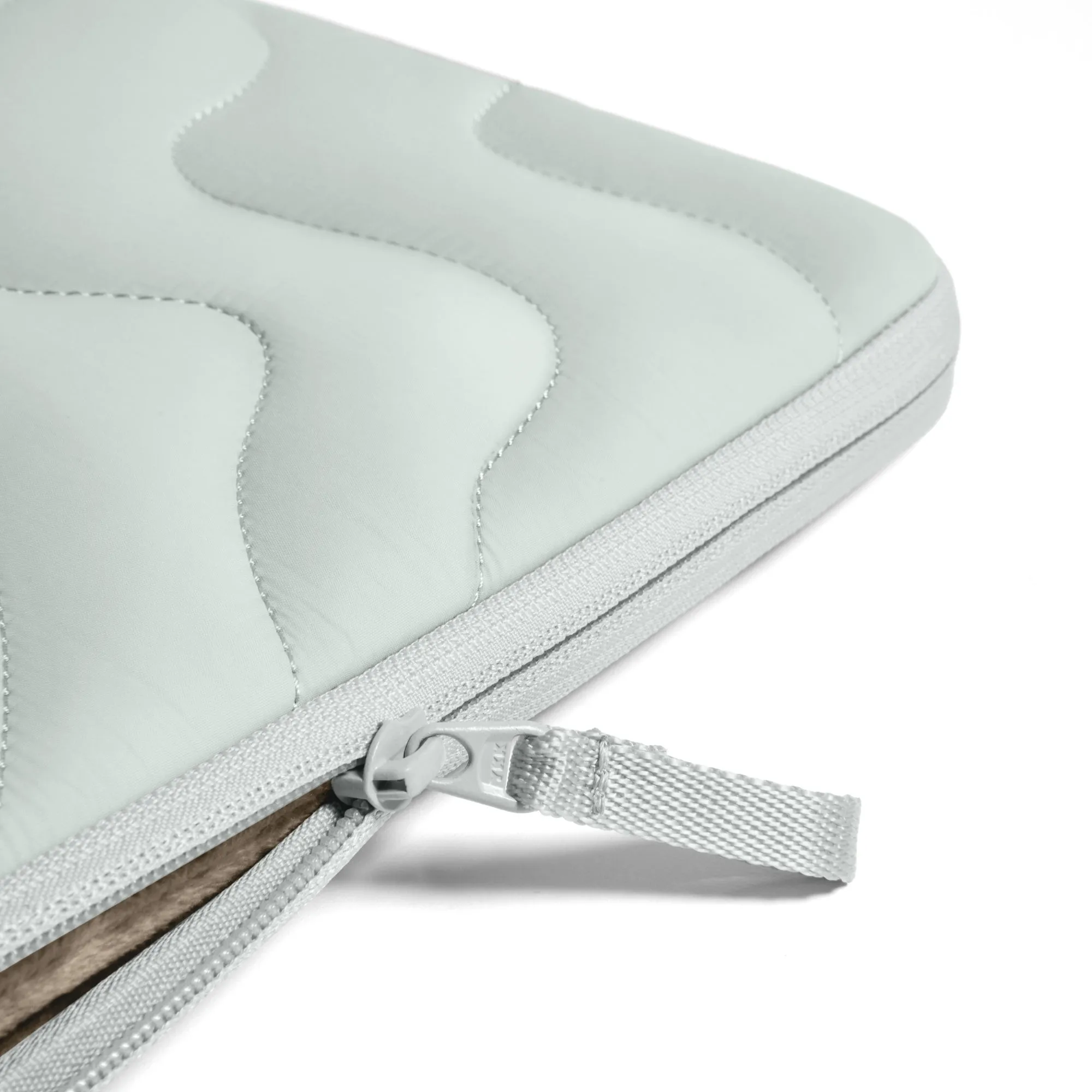 Terra-A27 Laptop Sleeve for MacBook | Lakeshore